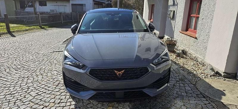 Gebraucht Cupra Leon 245 PS (180 kW) 2022 Grau Limousine