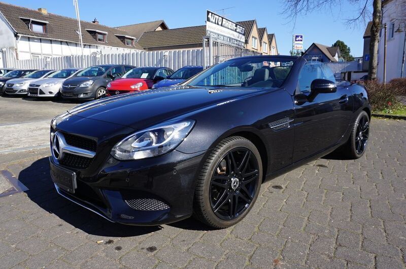 Obsidianschwarz Gebraucht 2018 Mercedes SLC180 Cabrio | 27.990 € (Fairer Preis) - Bild 1/4