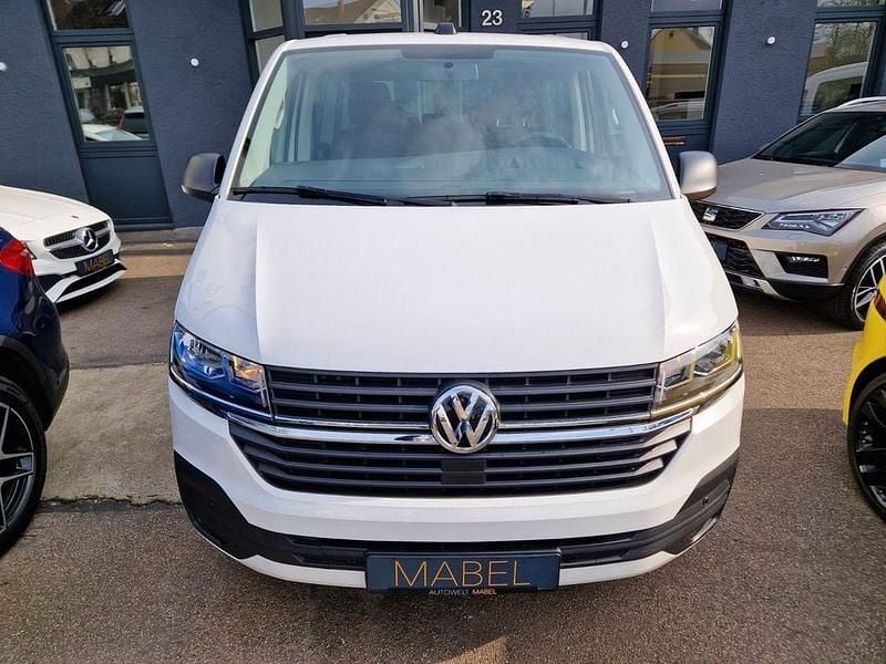 Gebraucht VW T6.1 Family 150 PS (110 kW) 2021 Weiß Van