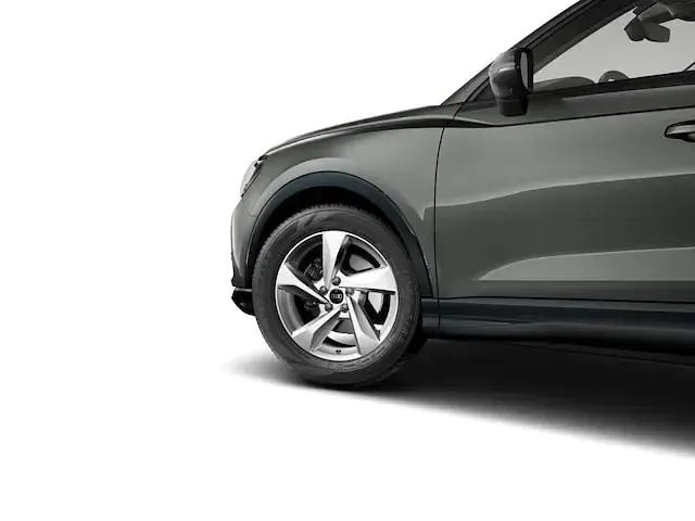 Gebraucht Audi Q3 Comfort 150 PS (110 kW) 2025 Chronosgrau metallic SUV