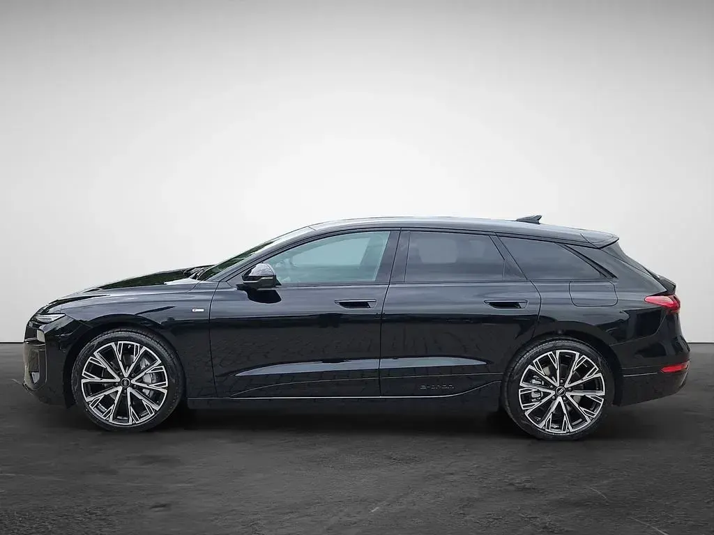 Neu Audi A6 e-tron S-Line 269 kW (367 PS) 2026 Schwarz Kombi