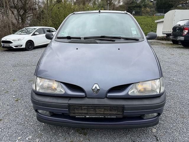 Gebraucht Renault Scénic 90 PS (66 kW) 1999 Blau, metallic Van / Kleinbus