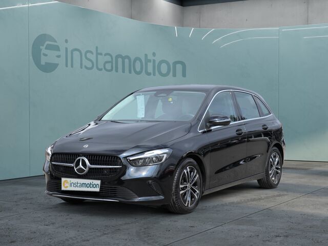 Schwarz Gebraucht 2023 Mercedes B200 Advanced Plus Van / Kleinbus | 31.230 € (Fairer Preis) - Bild 1/2