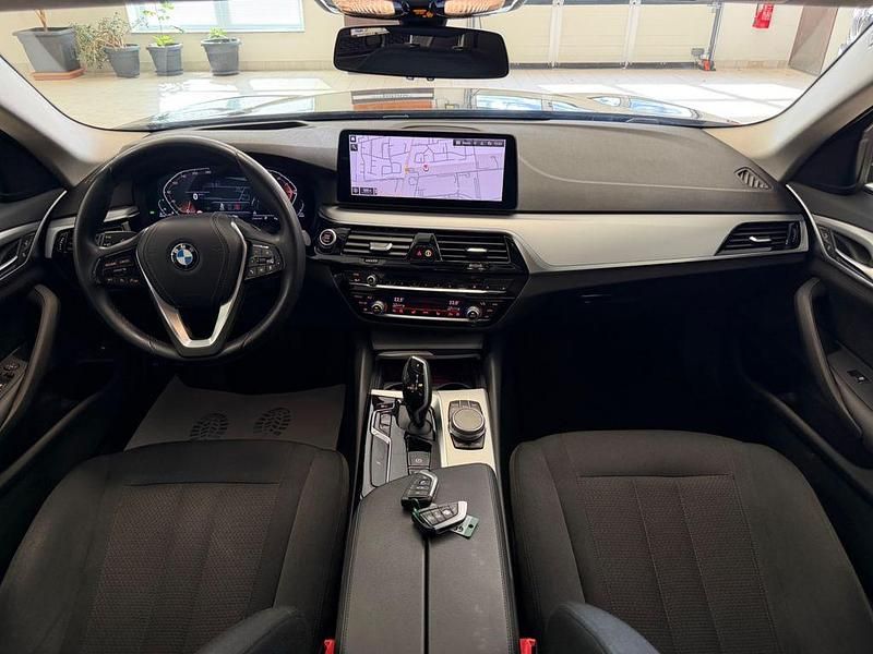 Second-hand BMW 520 190 CP (139 kW) 2022 Negru Berlinǎ