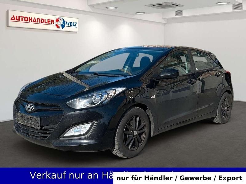 Schwarz Gebraucht 2014 Hyundai i30 Limousine | 5.999 € (Guter Preis) - Bild 1/3
