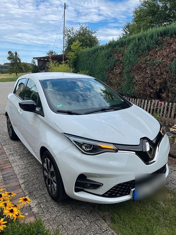 Weiß Gebraucht 2022 Renault Zoe Kleinwagen | 13.600 € (Superpreis) - Bild 1/4