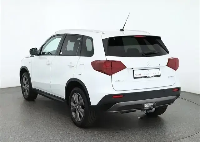Neu Suzuki Vitara 110 PS (80 kW) 2026 Weiß SUV