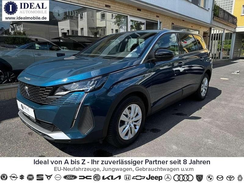 Blau metallic Gebraucht 2023 Peugeot 5008 Active Van / Kleinbus | 26.450 € (Guter Preis) - Bild 1/4