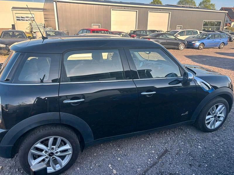 Usata Mini Cooper 143 CV (105 kW) 2011 Nero Utilitaria