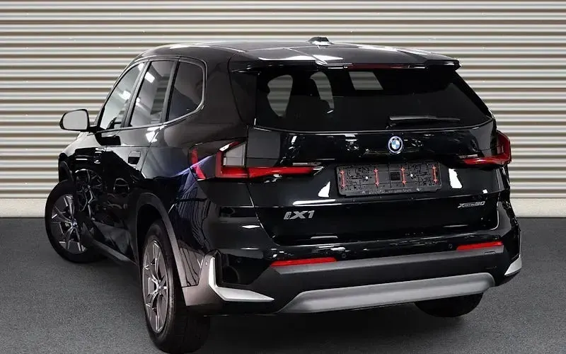 Gebraucht BMW iX1 Performance 230 kW (313 PS) 2023 Schwarz SUV