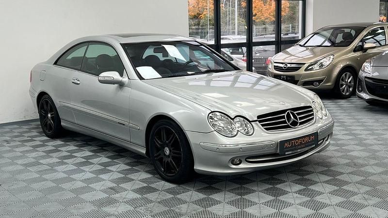 Silber Gebraucht 2002 Mercedes CLK200 Elegance Coupé | 2.999 € (Fairer Preis) - Bild 1/4