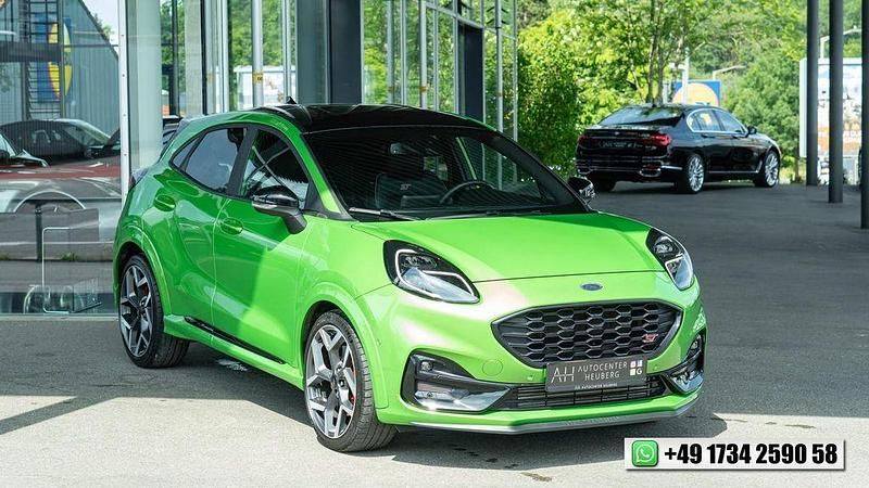 Grün Gebraucht 2021 Ford Puma ST Limousine | 20.490 € (Superpreis) - Bild 1/4