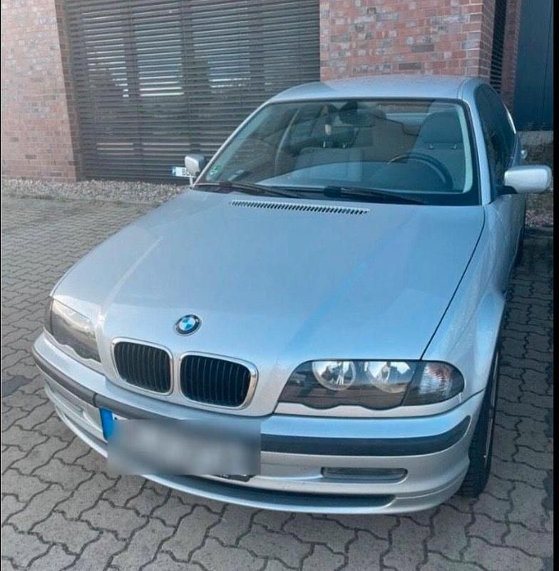 Silber Gebraucht 1999 BMW 320 Limousine | 2.750 € (Guter Preis) - Bild 1/4