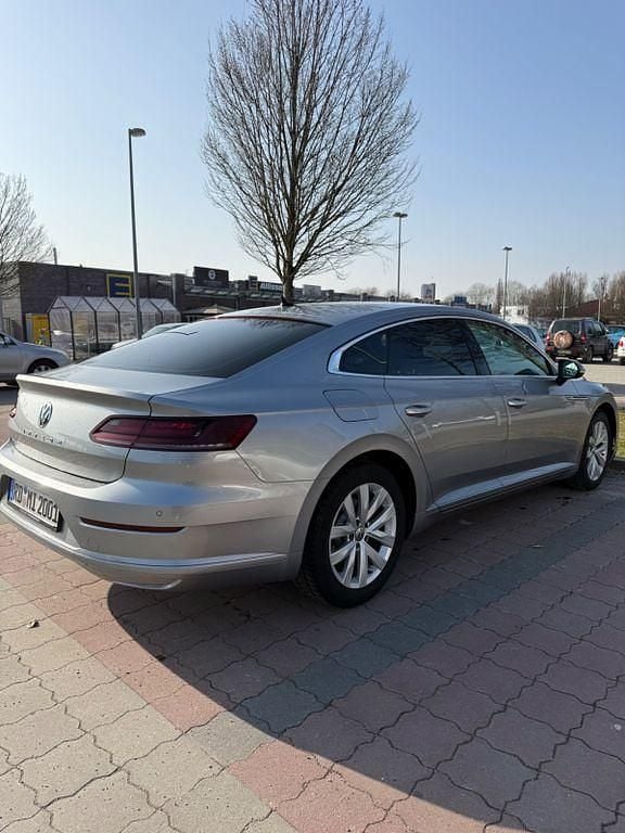 Gebraucht VW Arteon 150 PS (110 kW) 2019 Silber Kleinwagen