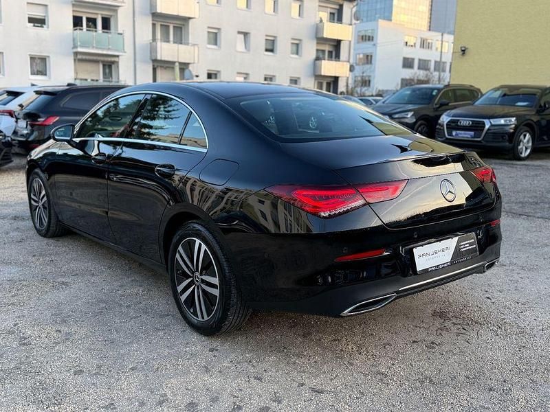 Gebraucht Mercedes CLA200 150 PS (110 kW) 2022 Schwarz Limousine