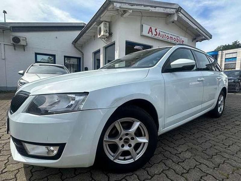 Bila laser/laser white Gebraucht 2016 Skoda Octavia Kombi | 7.949 € (Superpreis) - Bild 1/4