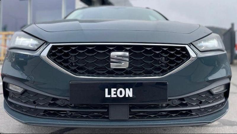 Neu Seat Leon Style 116 PS (85 kW) 2026 Blau Limousine