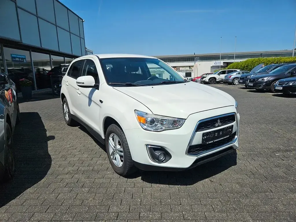 Gebraucht Mitsubishi ASX Edition 150 PS (110 kW) 2014 Weiß SUV