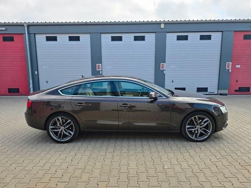 Gebraucht Audi A5 Sportback Ambiente 204 PS (150 kW) 2012 Braun Kleinwagen