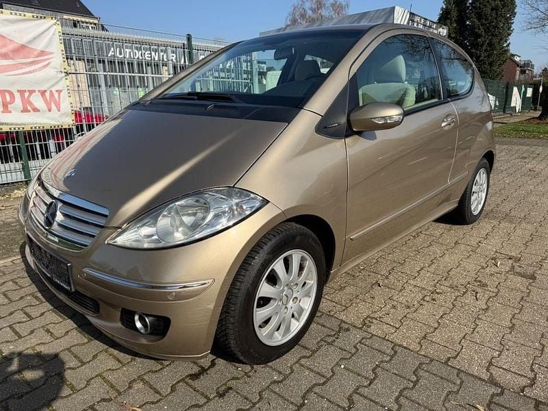 Gebraucht Mercedes A150 95 PS (69 kW) 2005 Gold Limousine
