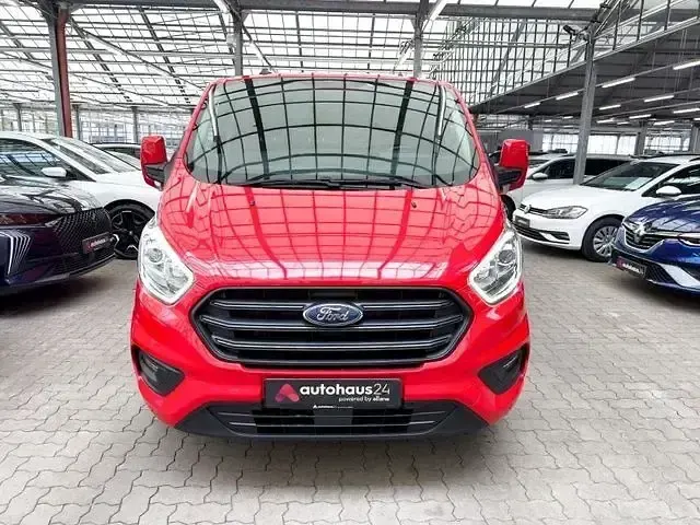 Gebraucht Ford Transit Custom Trend 131 PS (96 kW) 2022 Rot Van