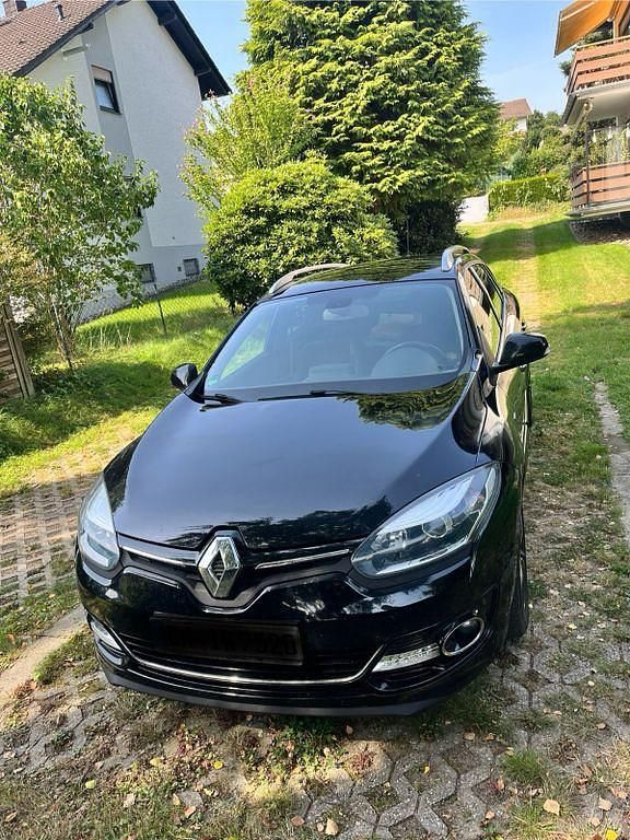 Gebraucht Renault Mégane III Bose Edition 131 PS (96 kW) 2014 Schwarz Limousine