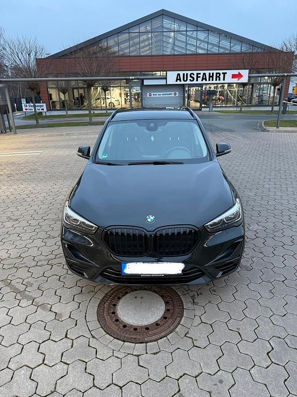 Gebraucht BMW X1 136 PS (100 kW) 2020 Schwarz SUV
