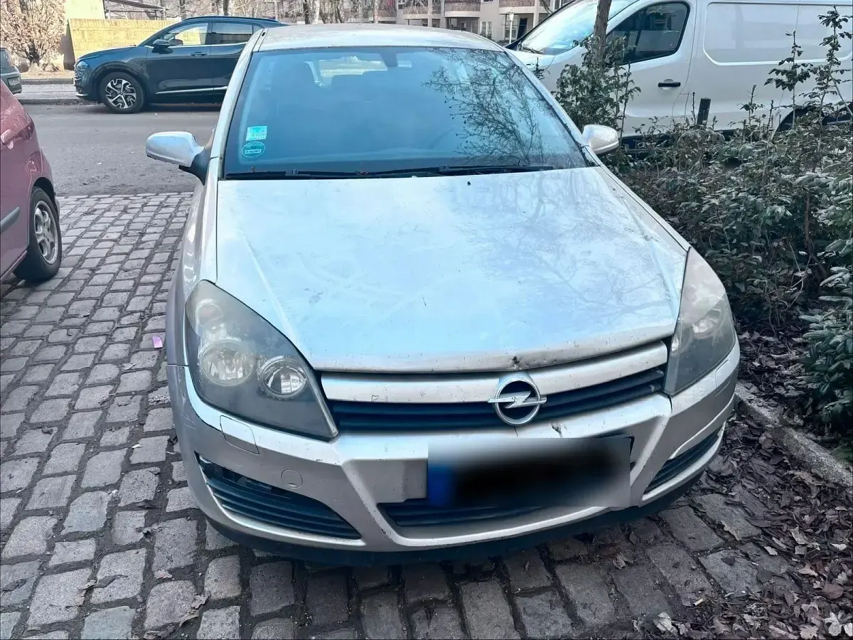 Brugt Opel Astra 105 HK (77 kW) 2005 Sølv Sedan