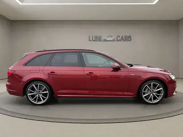 Gebraucht Audi A4 Sport 190 PS (139 kW) 2017 Andere Kombi