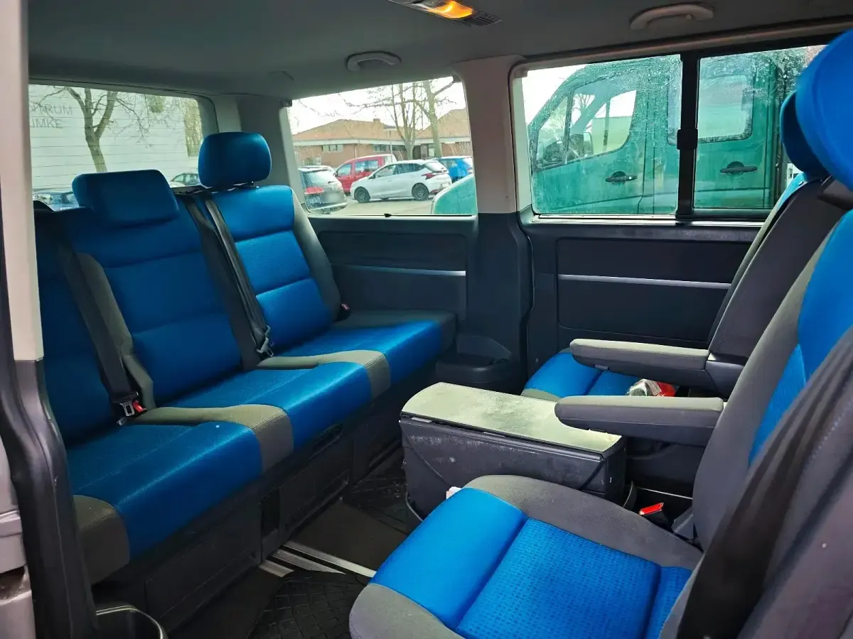 Gebraucht VW T5 130 PS (95 kW) 2005 Silber Van