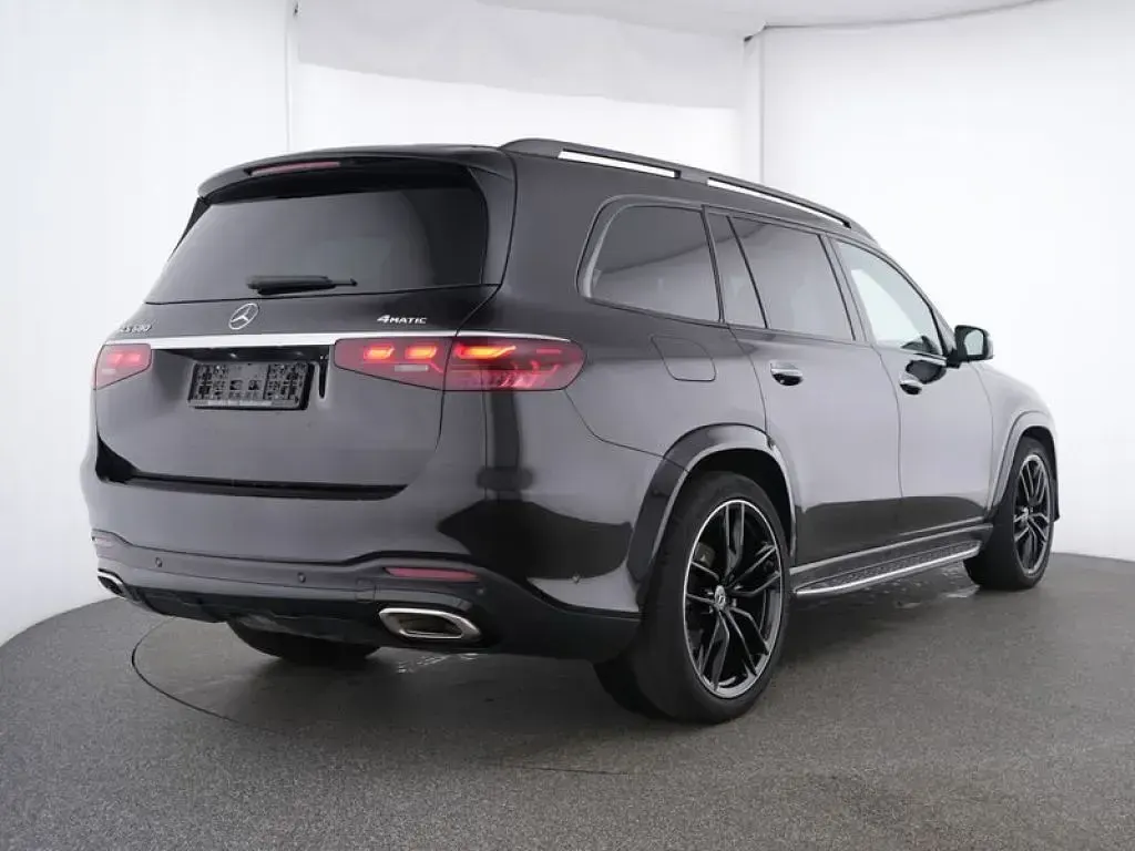 Gebraucht Mercedes GLS580 AMG 517 PS (380 kW) 2025 Schwarzlack obsidianschwarz (metallic) SUV