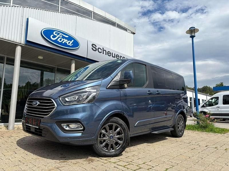Gebraucht Ford Tourneo Custom Titanium 170 PS (125 kW) 2023 Chromablau metallic Van