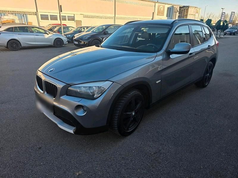 Gebraucht BMW X1 143 PS (105 kW) 2012 Grau SUV