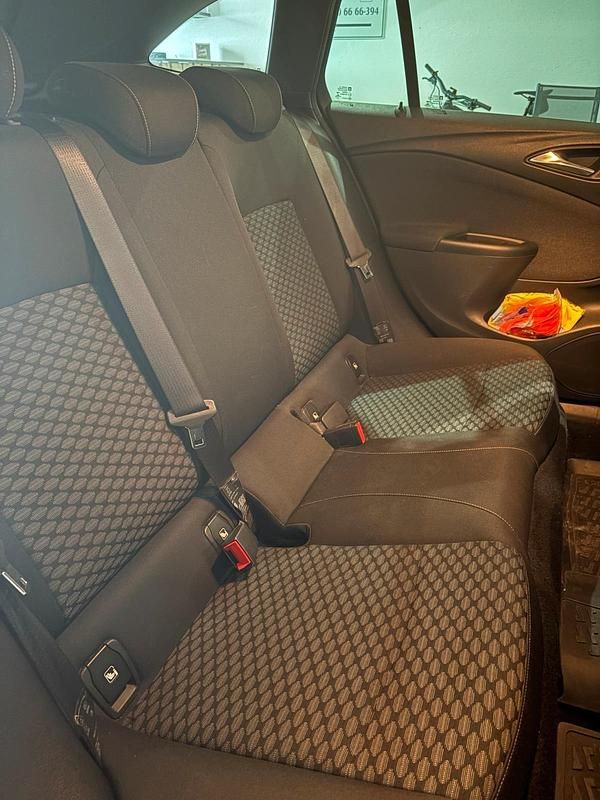 Gebraucht Opel Astra 125 PS (91 kW) 2019 Braun Kombi