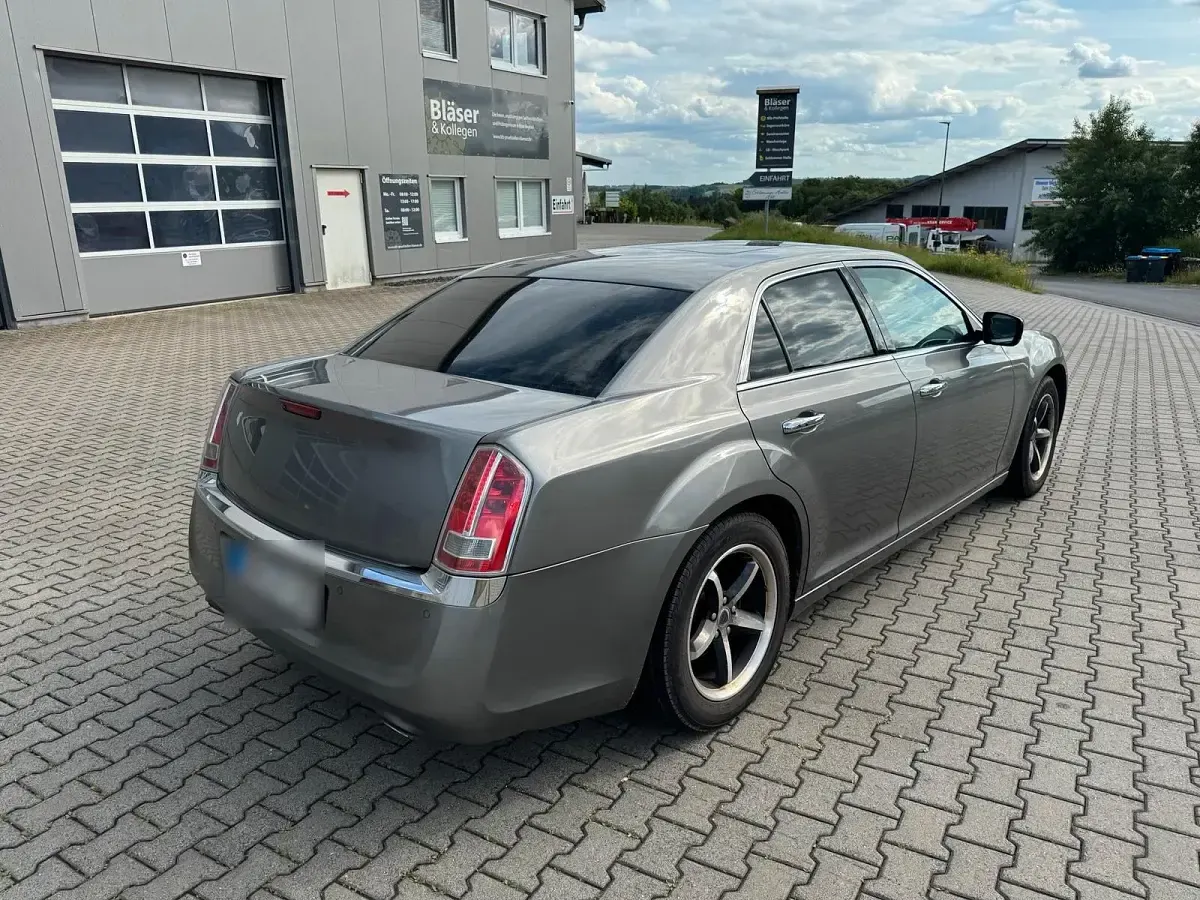 Gebraucht Lancia Thema 239 PS (175 kW) 2013 Grau Limousine