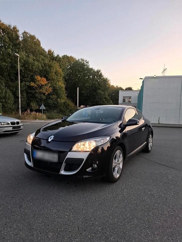 Blau Gebraucht 2009 Renault Mégane Coupé Dynamique Coupé | 6.150 € (Fairer Preis) - Bild 1/4