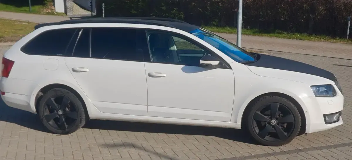 Gebraucht Skoda Octavia Elegance 150 PS (110 kW) 2013 Weiß Kombi