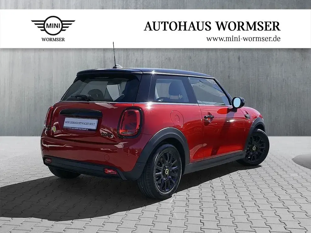 Usata Mini Cooper SE Hatch 135 kW (184 CV) 2022 Rosso Utilitaria