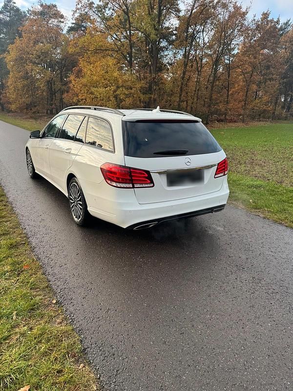 Second-hand Mercedes E350 258 CP (189 kW) 2015 Alb Break