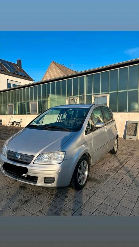 Occasion Fiat Idea 80 ch (58 kW) 2006 Gris Monospace