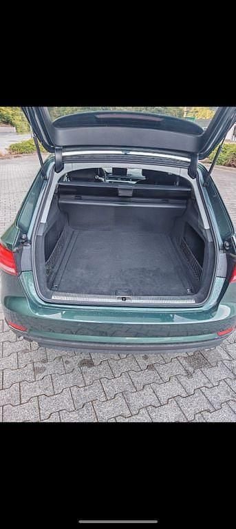 Gebraucht Audi A4 Ambiente 150 PS (110 kW) 2018 Grün Kombi