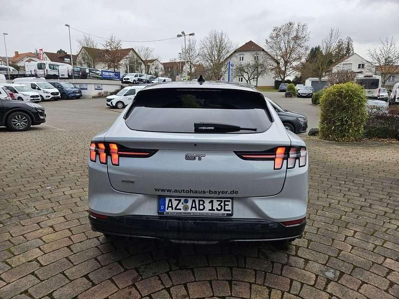 Gebraucht Ford Mustang Mach-E GT 358 kW (487 PS) 2023 Space white SUV