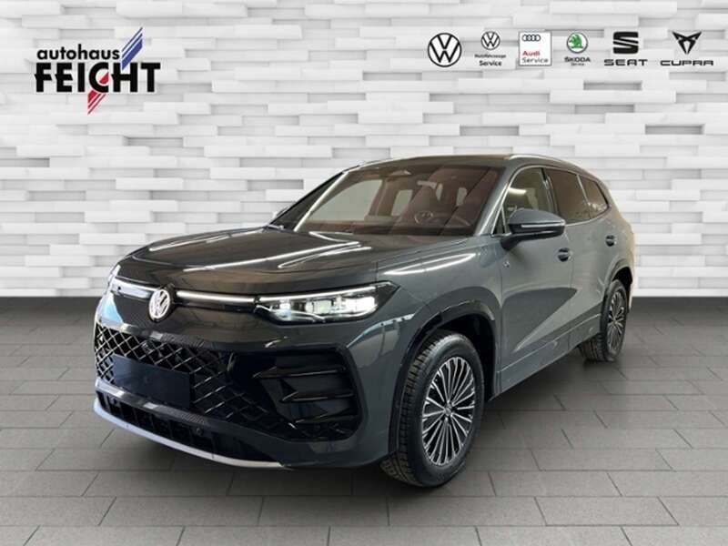 Delfingrau metallic Gebraucht 2025 VW Tayron R-line SUV | 59.779 € (Guter Preis) - Bild 1/4