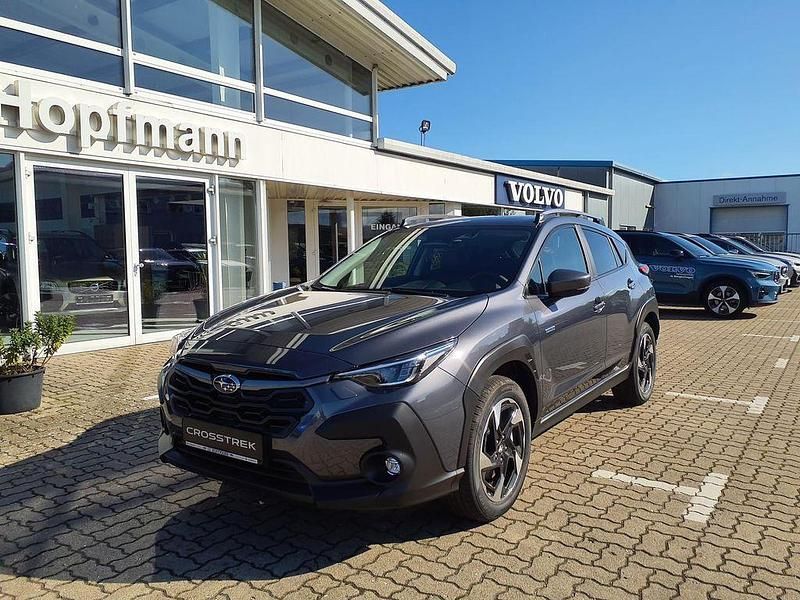 Grau Gebraucht 2025 Subaru Crosstrek Platinum SUV | 38.990 € (Teuer) - Bild 1/4