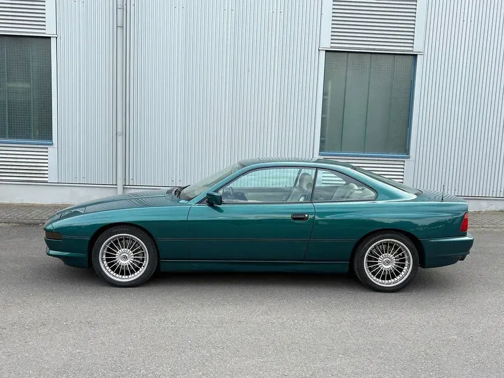 Occasion BMW 850 Performance 326 ch (239 kW) 1990 Vert Coupé
