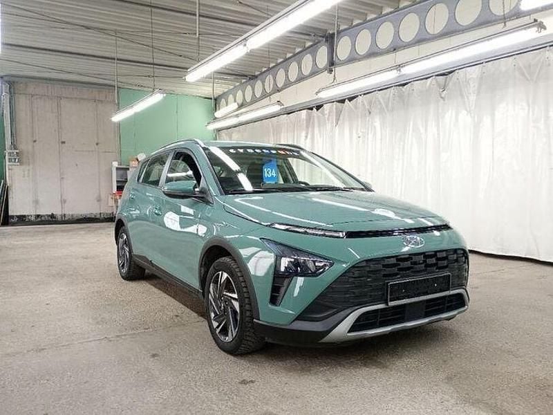 Gebraucht Hyundai Bayon Trend 101 PS (74 kW) 2024 Grün SUV