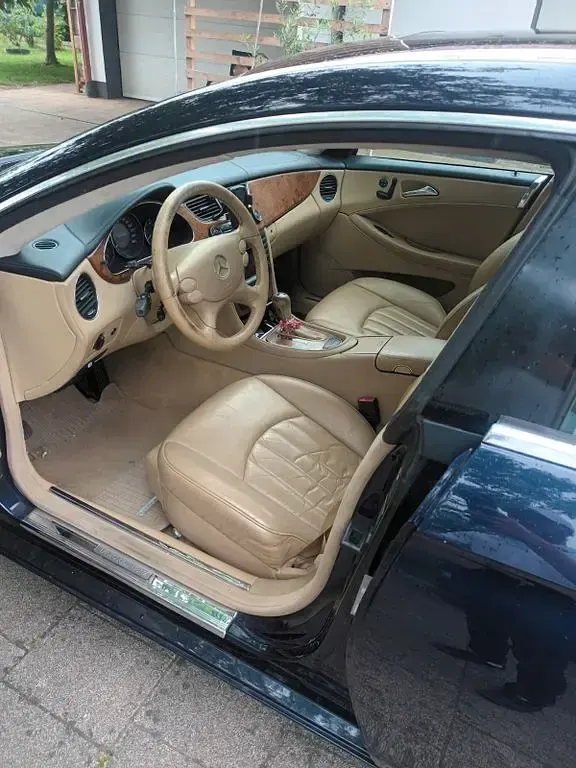 Gebraucht Mercedes CLS350 272 PS (200 kW) 2006 Blau Coupé