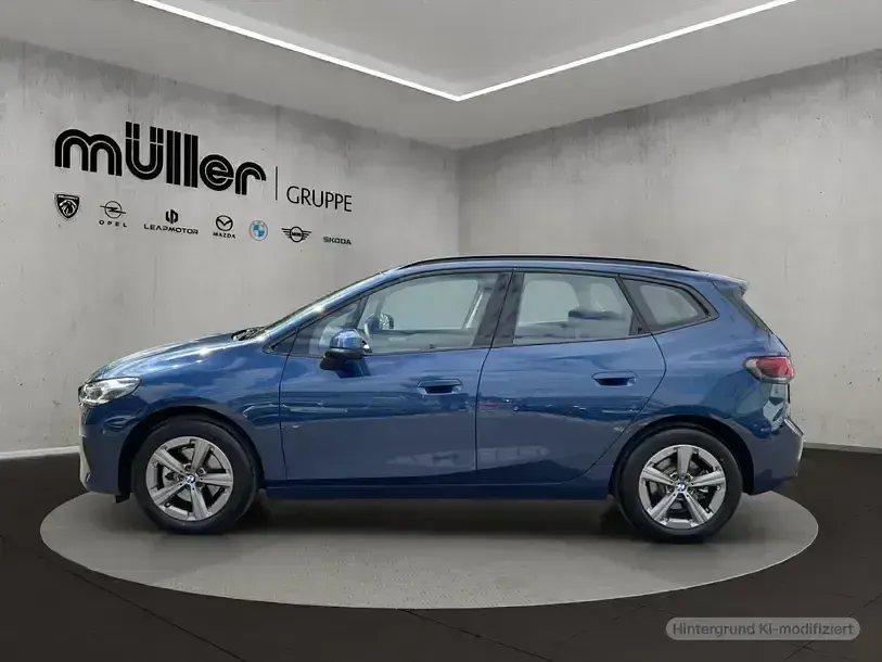Gebraucht BMW 220 Active Tourer Efficient Dynamics 170 PS (125 kW) 2025 Phytonicblau Van / Kleinbus