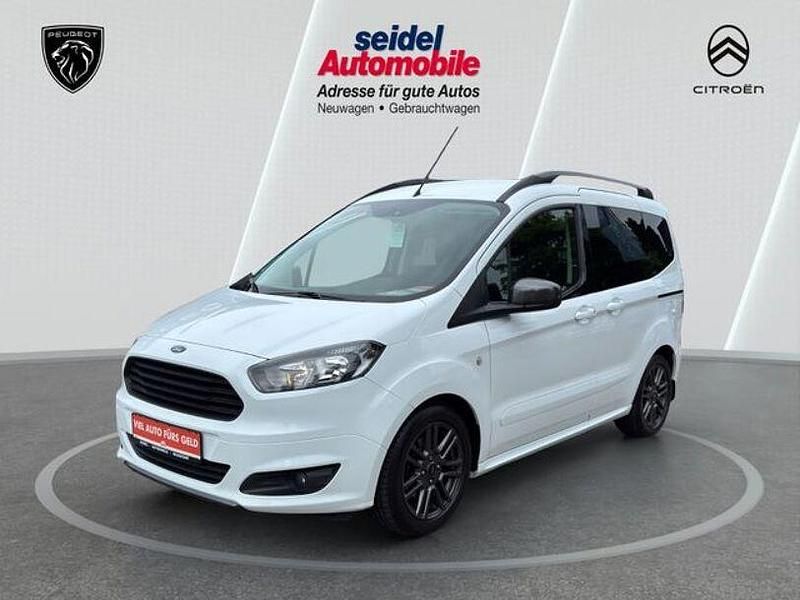 Weiß Gebraucht 2017 Ford Tourneo Courier Sport Van / Kleinbus | 12.390 € (Fairer Preis) - Bild 1/4
