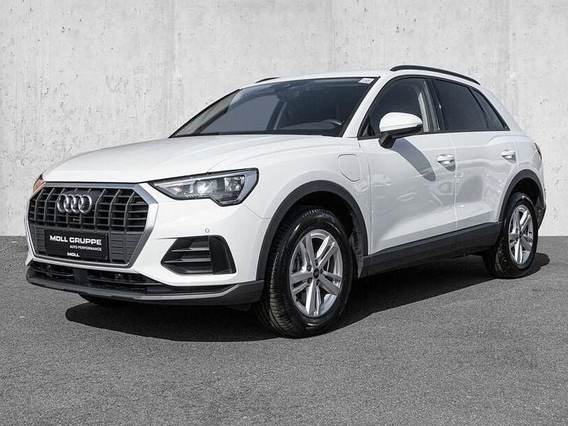 Gebraucht Audi Q3 245 PS (180 kW) 2022 Gletscherweiß metallic SUV